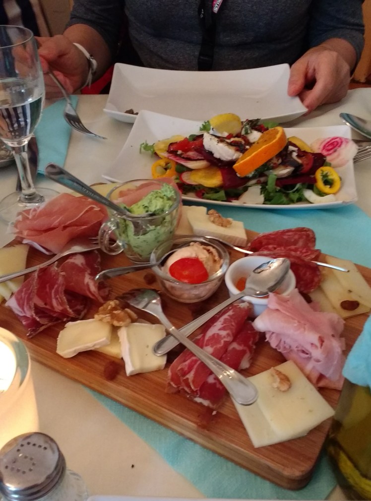 Schinken, Käse, Salat